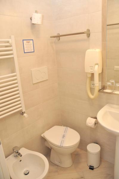 Migdal Luxury Suites Roma Porta Portese Esterno foto
