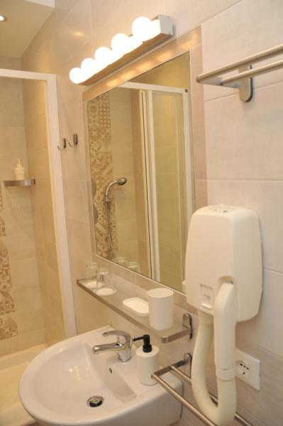 Migdal Luxury Suites Roma Porta Portese Esterno foto